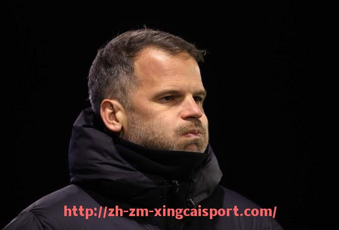 杏彩体育-法甲防守战术解析：关键防守策略与效果评估