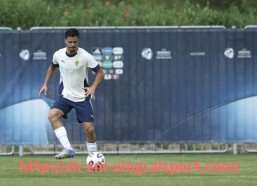 杏彩体育-NBA火箭队球员慕泰的职业生涯及比赛亮点