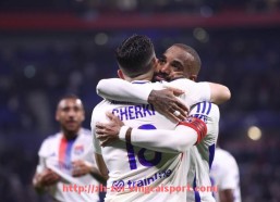 杏彩体育-CBA中哪位球员被网友评为“最丑”？舆论背后的认知偏见